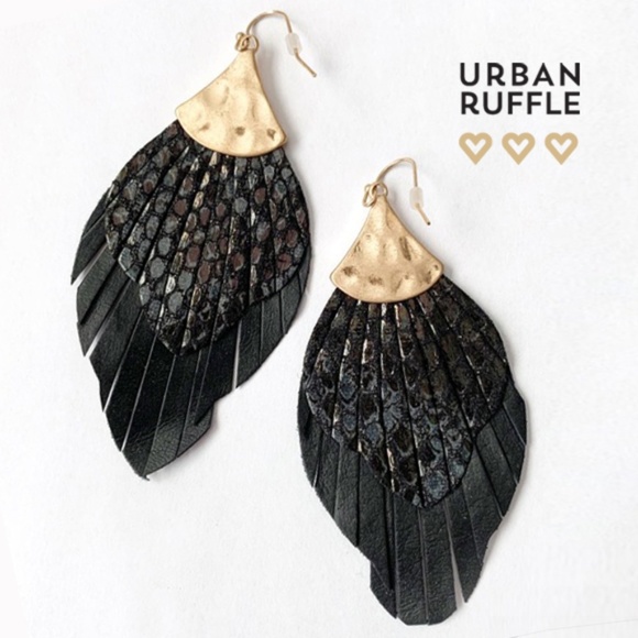 Urban Ruffle Jewelry - LAST ONE‼️ Layered Leather Leaf Earrings